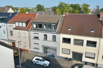 Alle unter einem Dach, 53721 Siegburg, Zweifamilienhaus